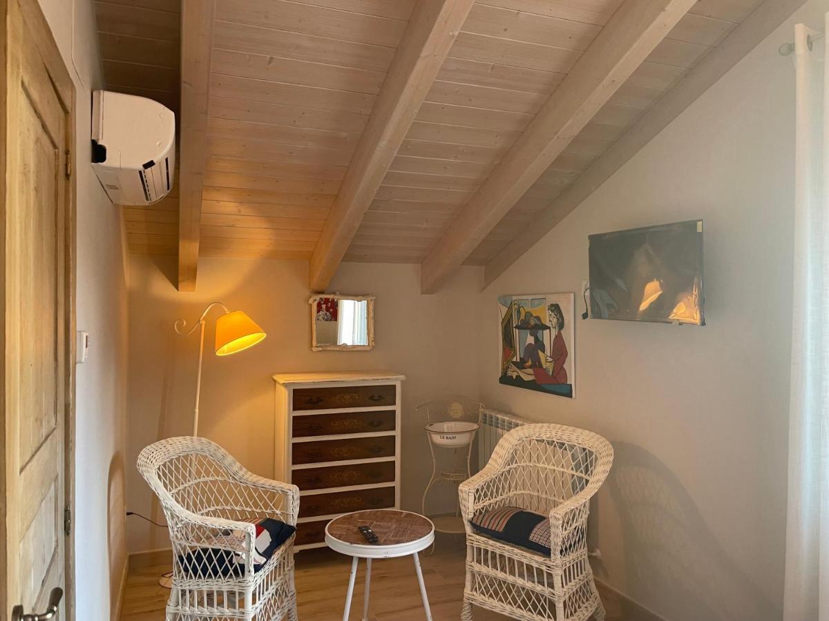 Apartamentos Casa Isabale บีเอสกัส ภายนอก รูปภาพ
