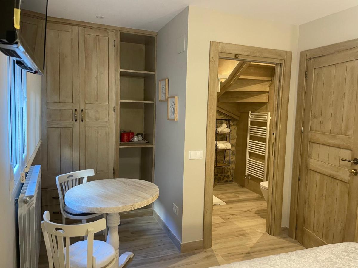 Apartamentos Casa Isabale บีเอสกัส ภายนอก รูปภาพ