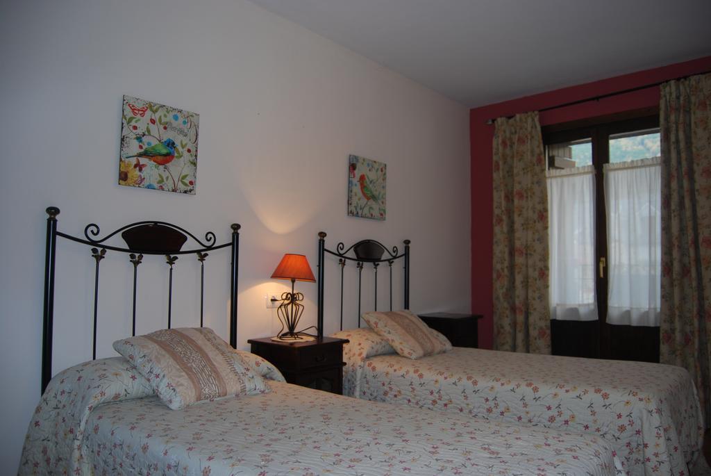 Apartamentos Casa Isabale บีเอสกัส ห้อง รูปภาพ